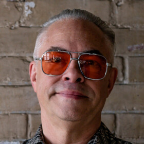 Karl_Heine_Headshot_Square_OrangeGlasses_Web_3_2032_v3